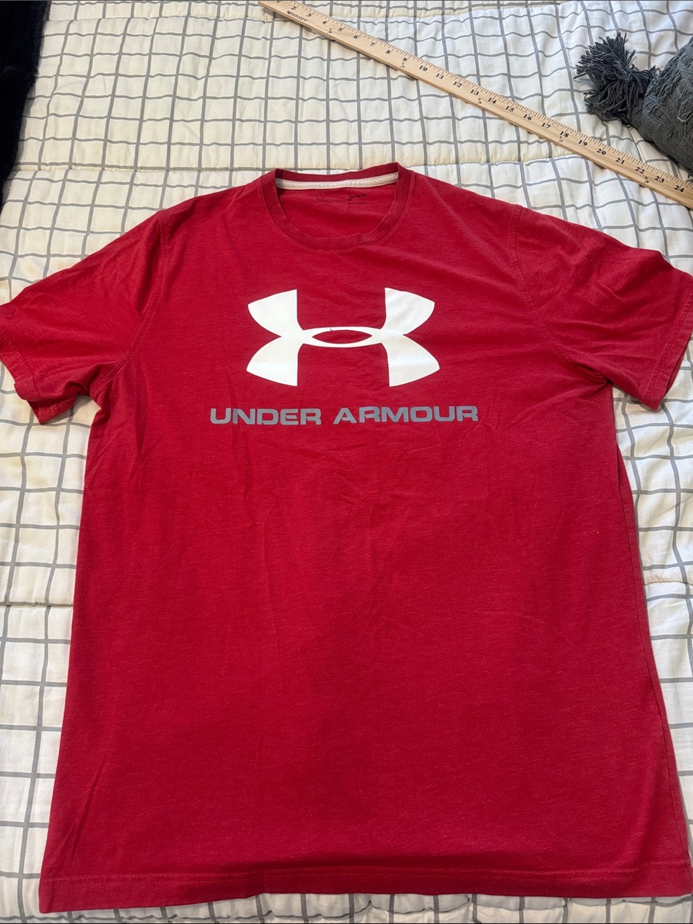 Under Armour Red Short-Sleeve Logo Tee